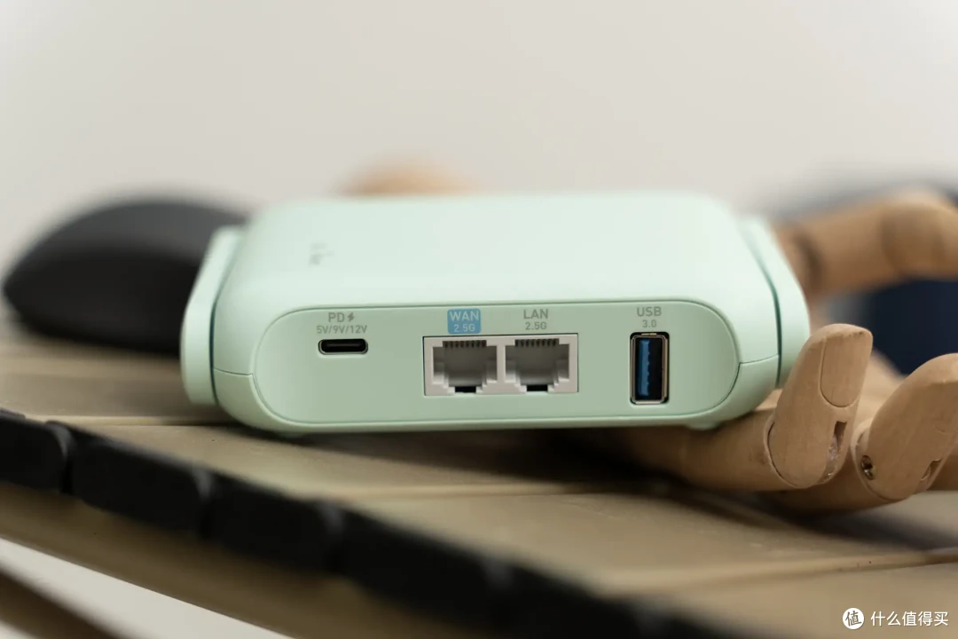 迷你WiFi 7软路由完全体!全2.5G+NAS+OpenWRT|GL-MT3600BE实测