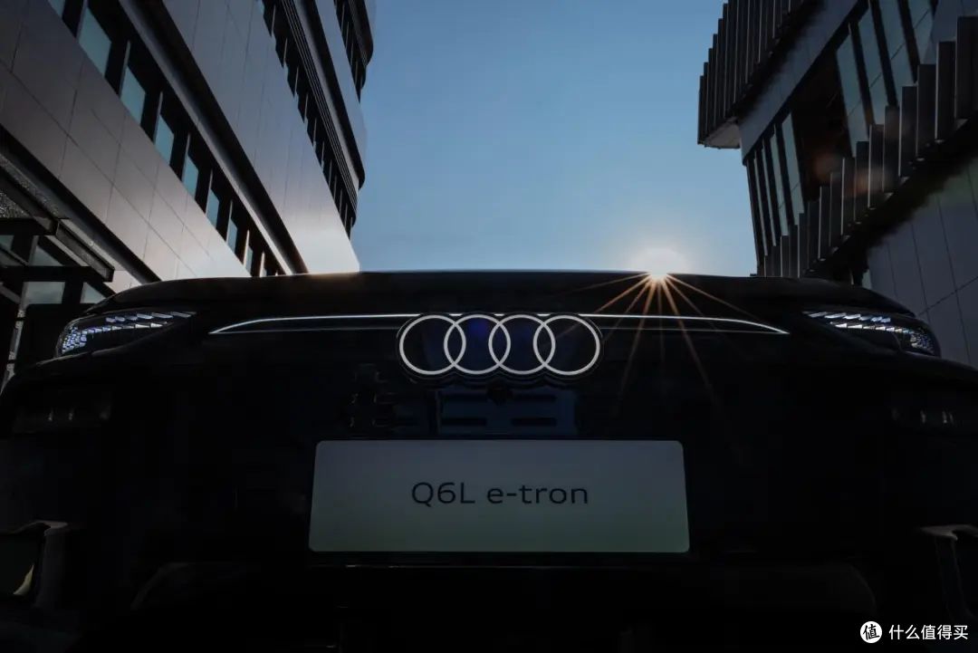 一汽奥迪Q6L e-tron：新能源豪华车，我是“天花板”！安全舒适