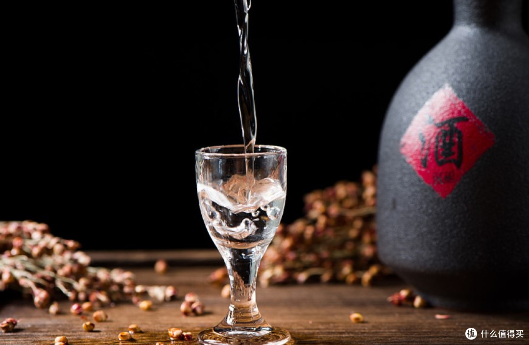 贵州酱香酒怎么选，这几款本地人都喝的你试试看！