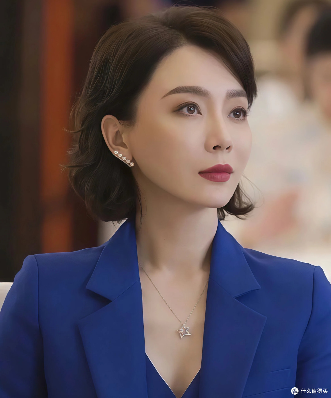 女人如果不差钱,首饰买这“4款”就够可以了,优雅精致还上档次