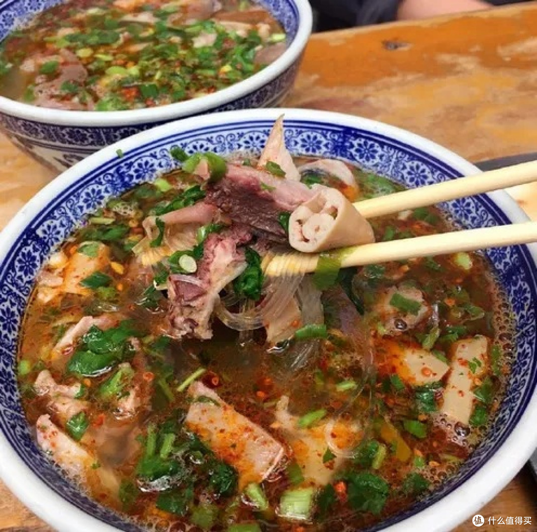 陕北羊杂汤:雪季抵御严寒的硬核食物