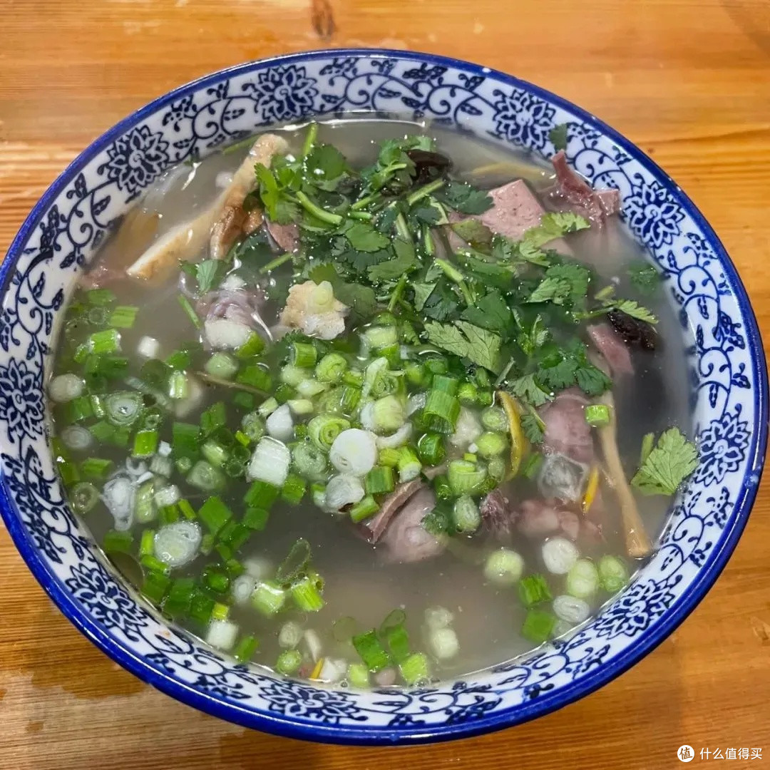 陕北羊杂汤:雪季抵御严寒的硬核食物