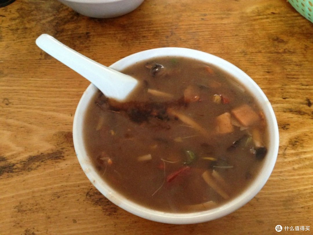 雪季美食,中原风味胡辣汤暖身早餐