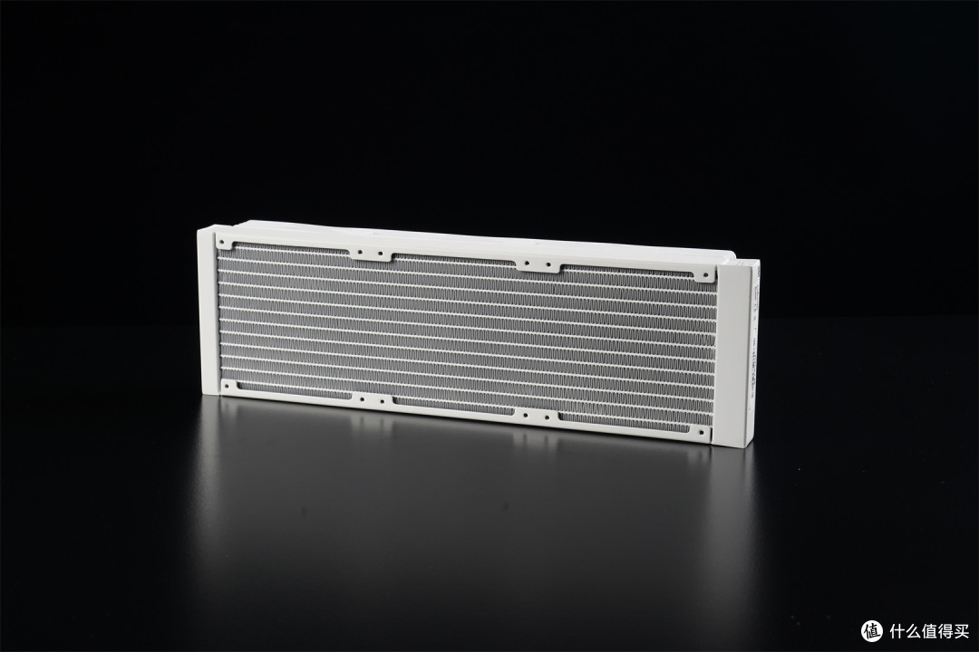超强散热实力派!zalman 思民 ALPHA2 SE A36 水冷散热“狂飙”