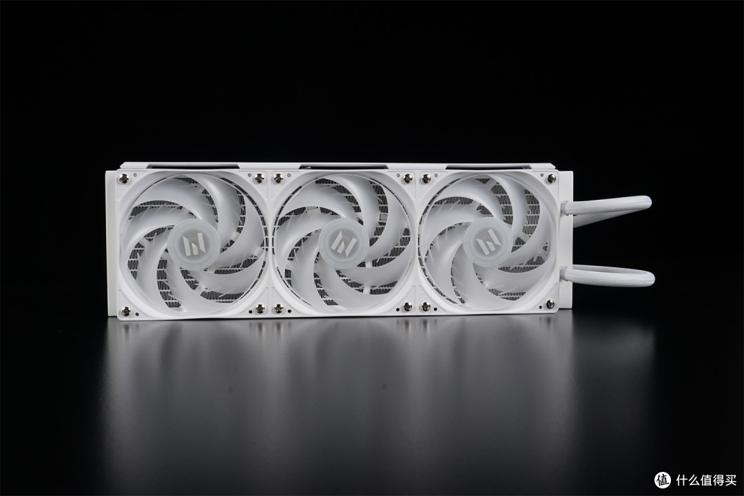 超强散热实力派!zalman 思民 ALPHA2 SE A36 水冷散热“狂飙”