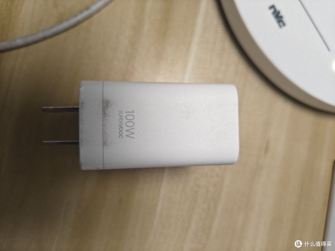 多品牌兼容的100W闪充体验