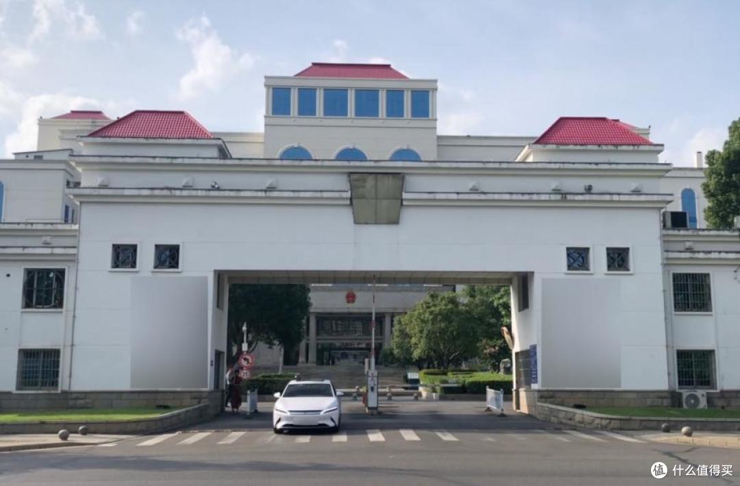 比亚迪“开”进公务员生活圈