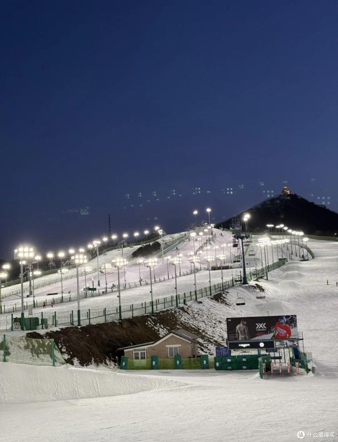 双旦打卡乌鲁木齐南山滑雪场：天山脚下的冰雪之约！