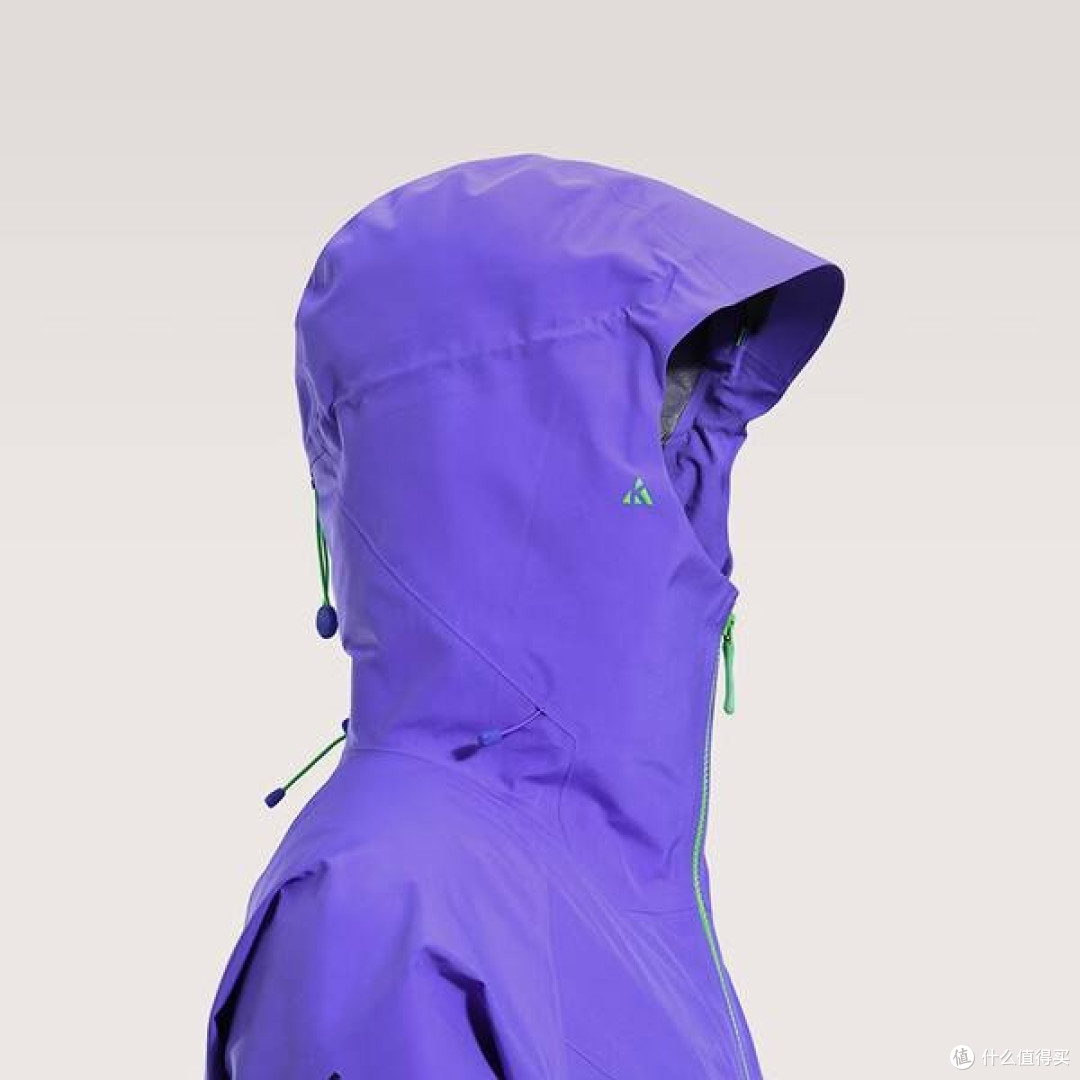 凯乐石BM45硬壳滑雪服：闪电紫燃爆雪场，GTX 3L科技锁住冬日激情