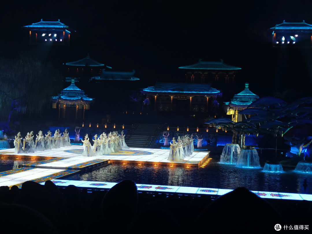 大型户外场景演出