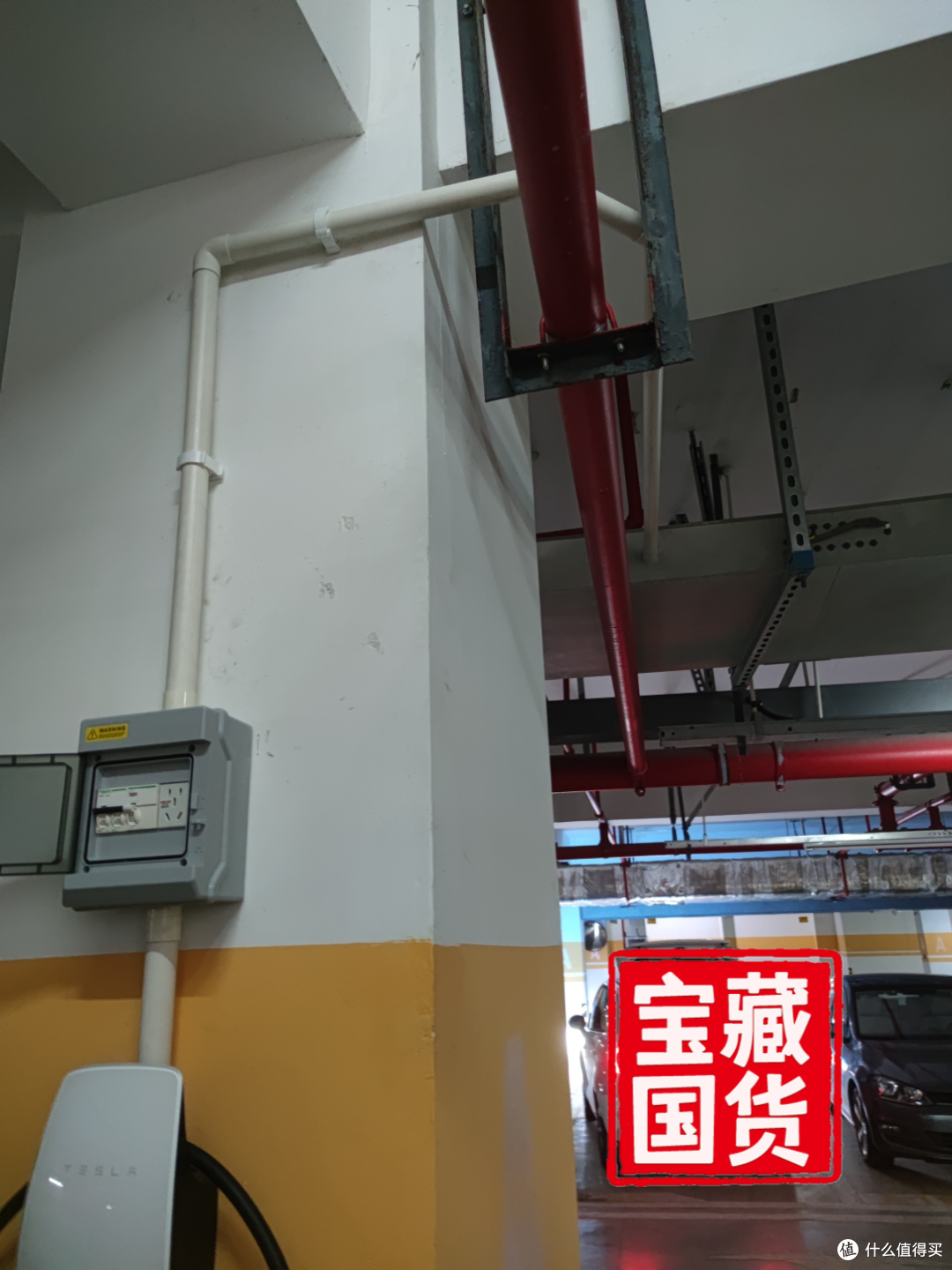 有发现柱子歪着了吗