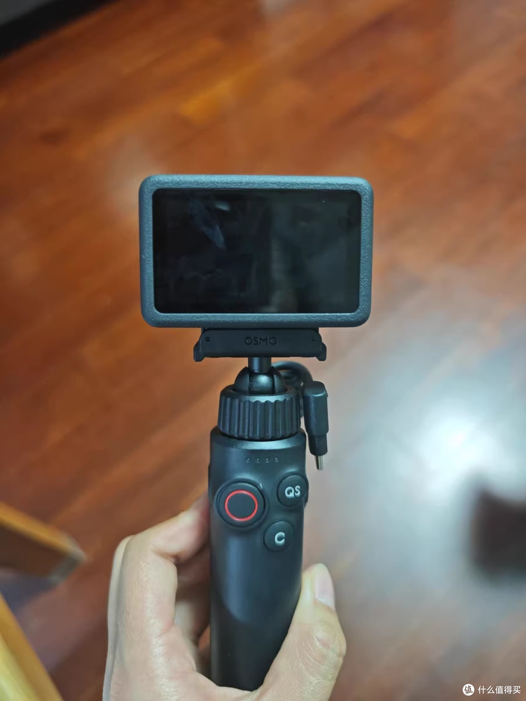 雪场上的全能影像伙伴:大疆Osmo Action 6