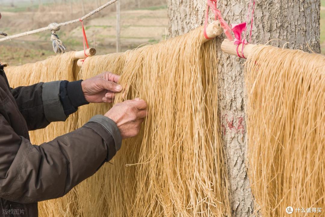 懂行人买粉条,绝不听别人瞎说,只需记住这4点,轻松买到优质货
