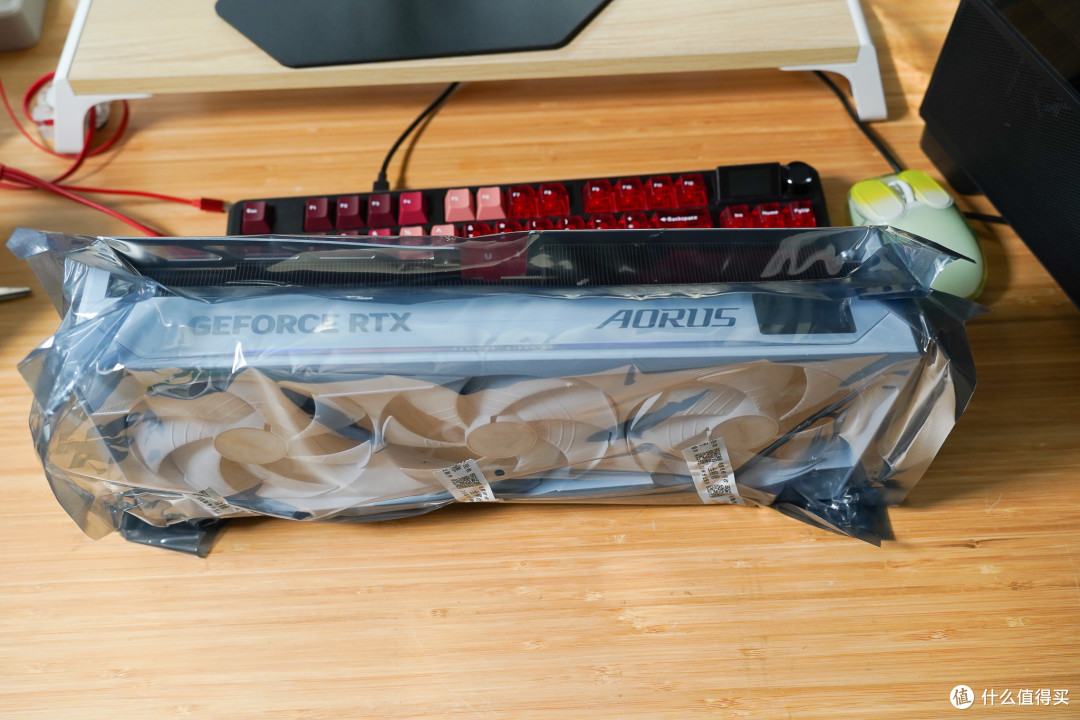 DIY手痒的代价,显卡烧了?技嘉RTX5080超级雕显卡送修记