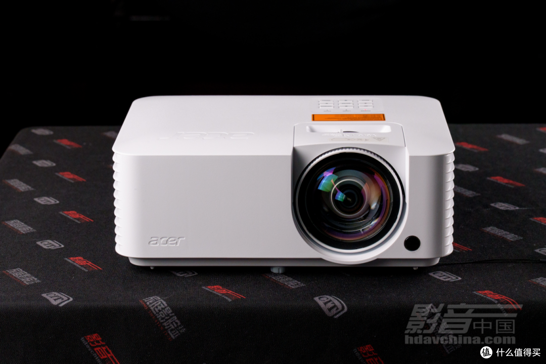 Acer(宏碁) SL2520n:专为小空间影音娱乐而打造的激光短焦机