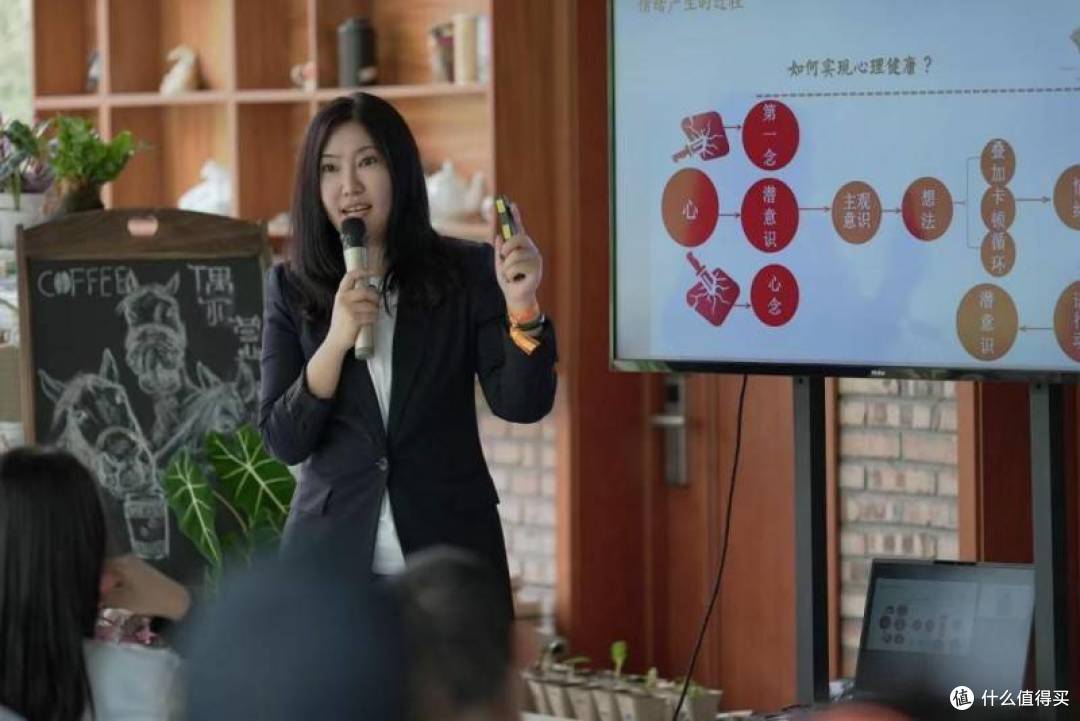 中国式心理学藏在“傲慢”背后的真相：一场与自我和解的情绪革命