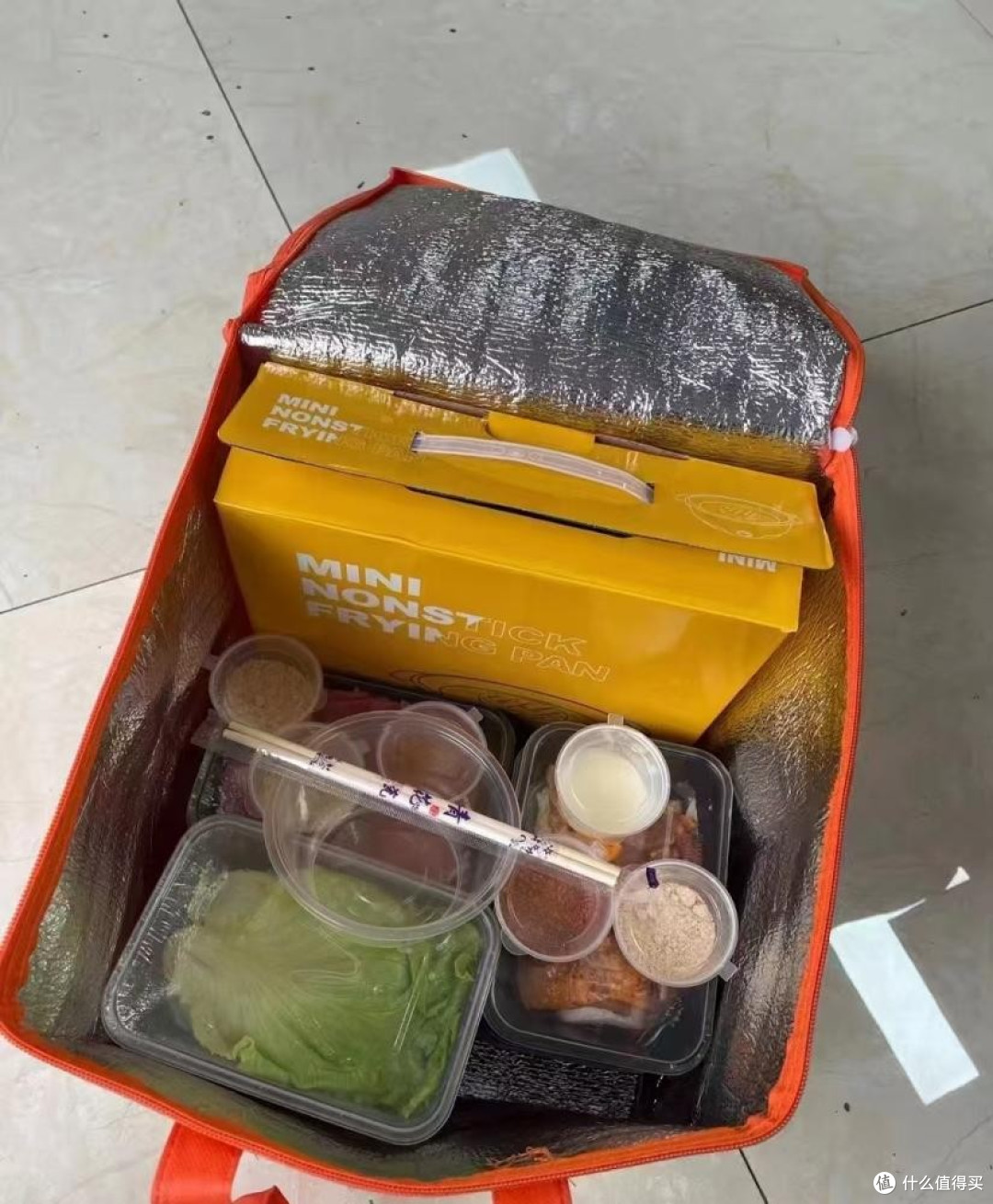 点外卖的保温袋可别扔了,这样改造一下,比专门买的东西还好用!