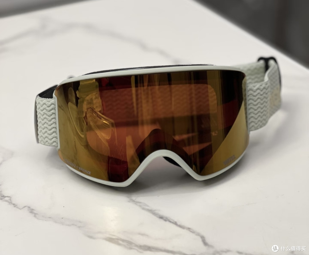 BURTON ANON WM3滑雪眼镜:隐形眼镜用户的理想选择