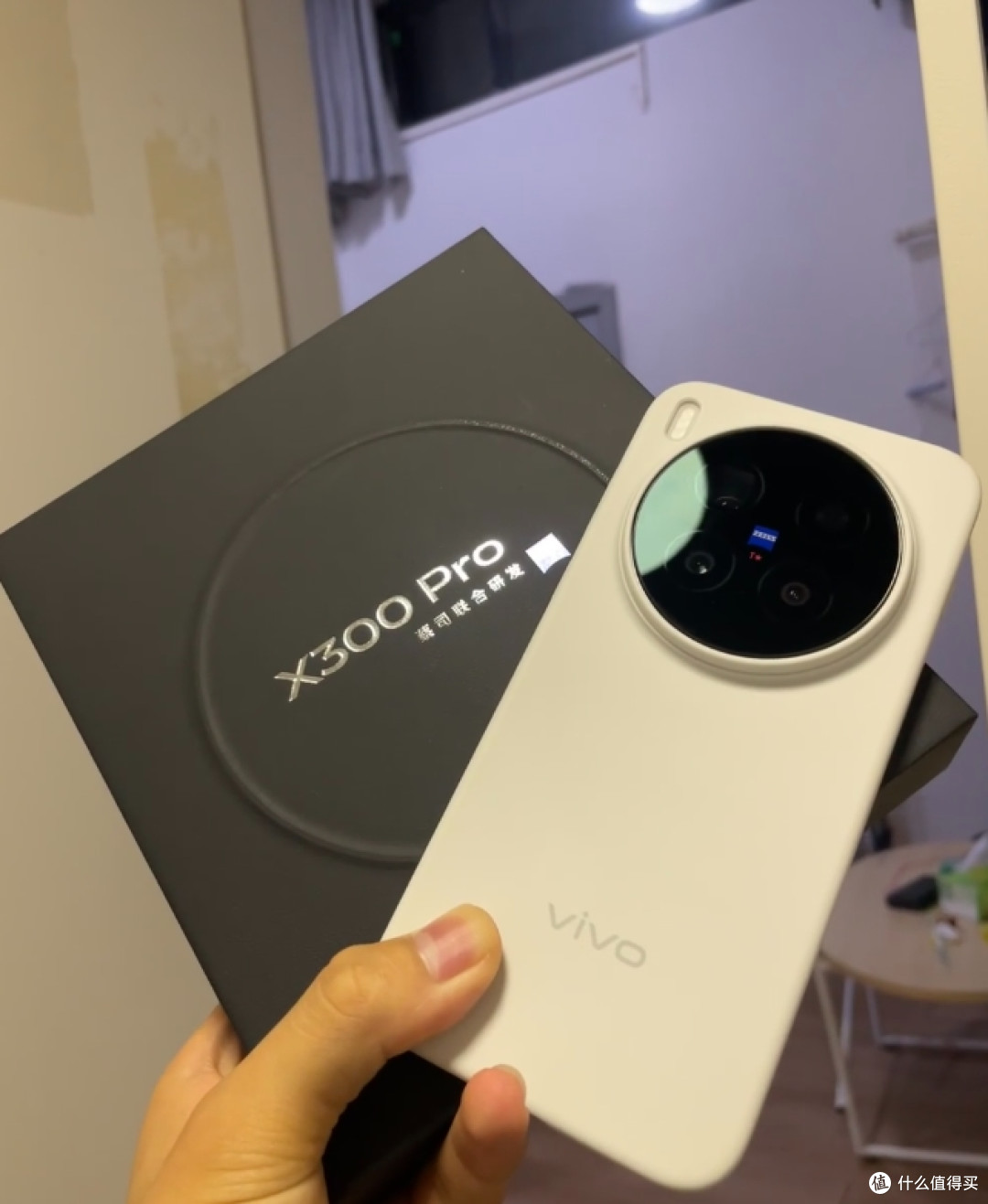 2025拍照手机排名,第一名公认的拍照全能王,第四名是创作自由派