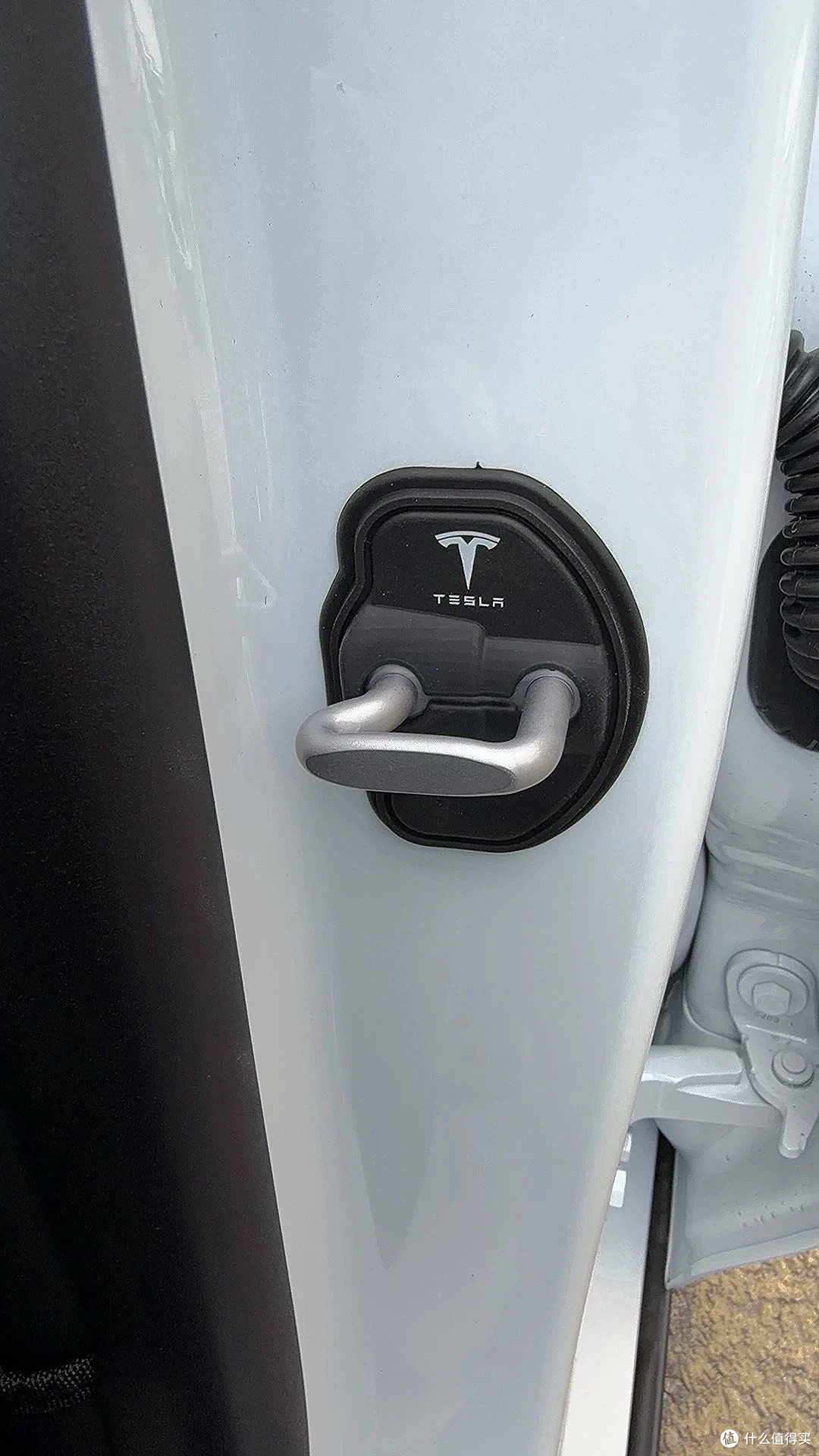 特斯拉Model 3使用体验:科技驱动的驾驶乐趣