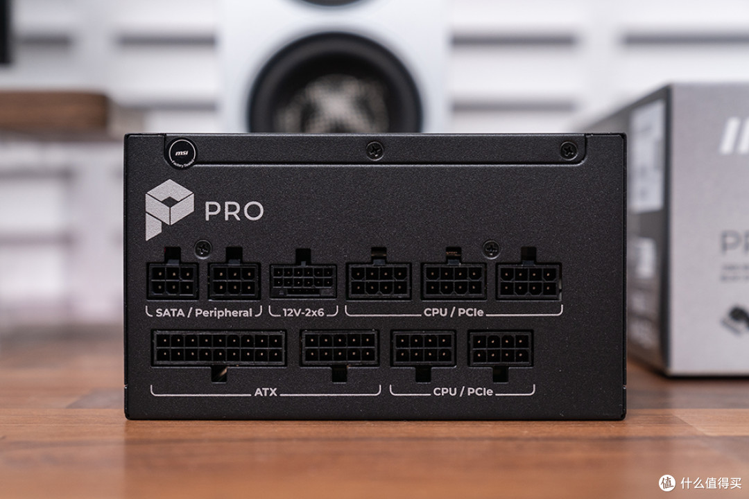 旗舰供电一步到位,微星 PRO A1000PL PCIE5 电源评测