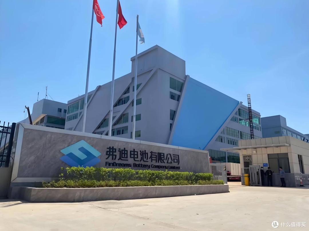中国又第一!锌溴电池攻克腐蚀难关,1400小时寿命,储能格局改写