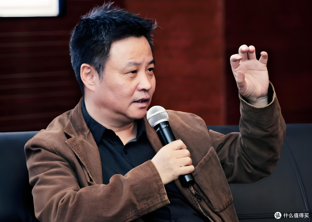 余华新书被骂“油腻”,近三成读者打一星,5.3分口碑滑铁卢!