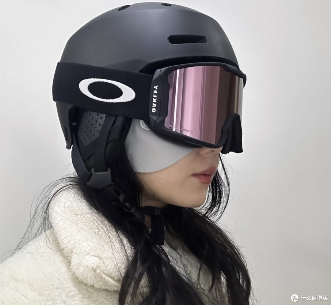 滑雪新手必看:Oakley雪镜M/L码选择