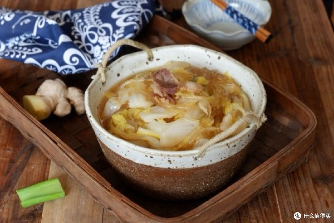 冬日下饭神器，猪肉白菜炖粉条