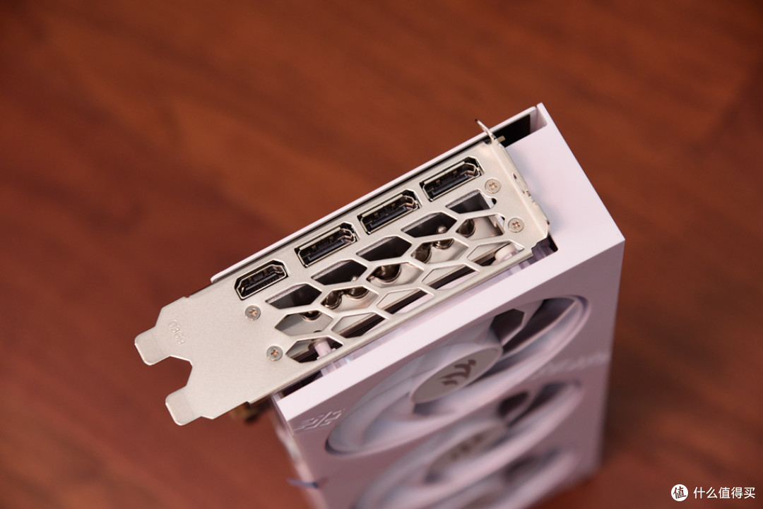 强者对决！9800X3D和285K，谁更适合游戏？！
