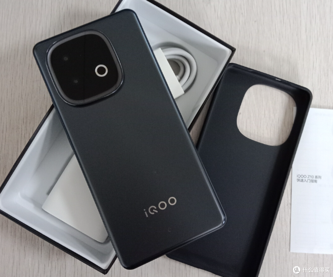 iQOO千元“卷王”,骁龙8sGen4+7000mAh+120W闪充,跌至1547元