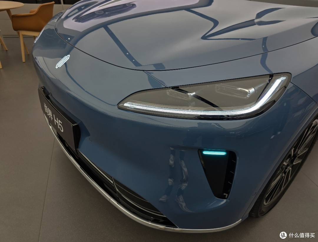 抢先体验华为尚界H5:15万级中型SUV,颜值与智能双在线