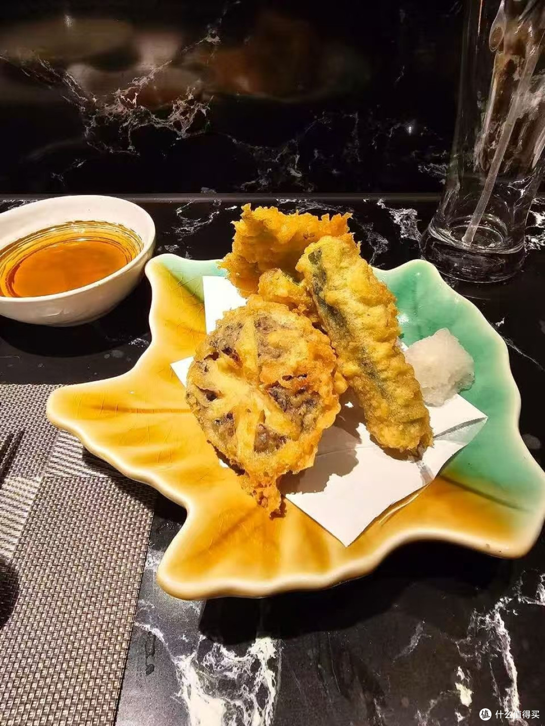 深夜食堂:疲惫心灵的避风港