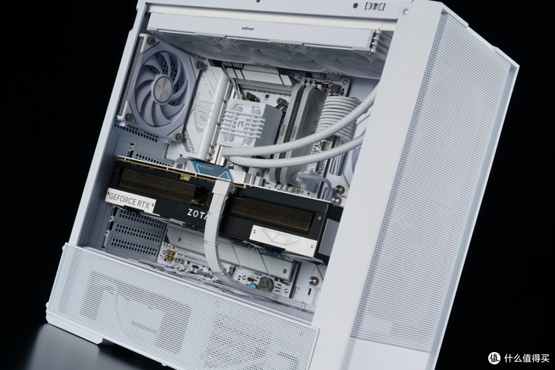 安耐美风屿K1+ROG STRIX X870-A 吹雪S+索泰 RTX 5070Ti 装机分享