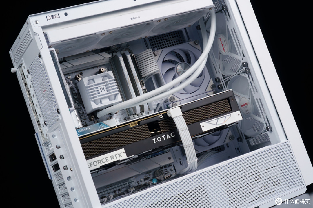 安耐美风屿K1+ROG STRIX X870-A 吹雪S+索泰 RTX 5070Ti 装机分享