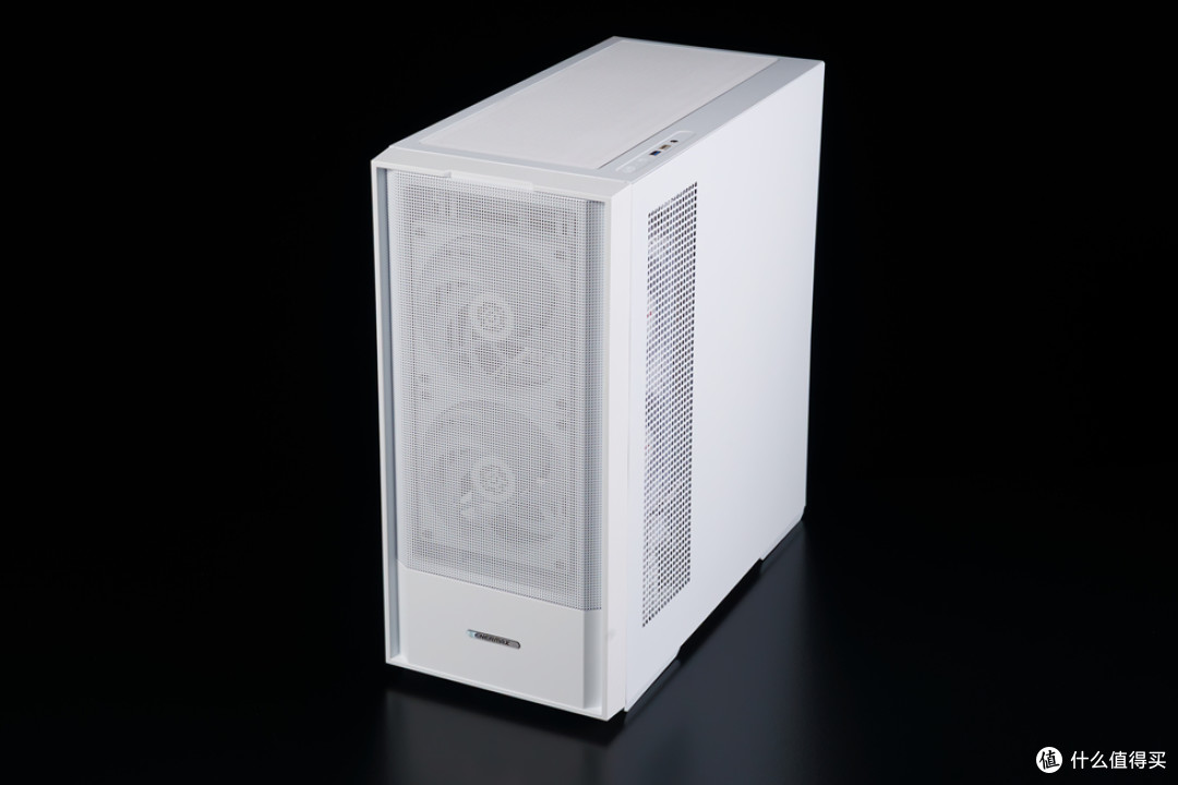 安耐美风屿K1+ROG STRIX X870-A 吹雪S+索泰 RTX 5070Ti 装机分享