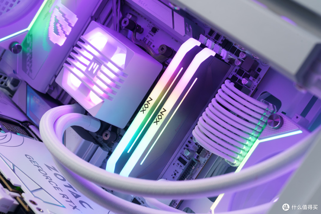 安耐美风屿K1+ROG STRIX X870-A 吹雪S+索泰 RTX 5070Ti 装机分享