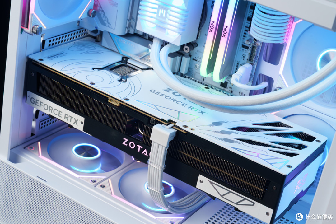 安耐美风屿K1+ROG STRIX X870-A 吹雪S+索泰 RTX 5070Ti 装机分享