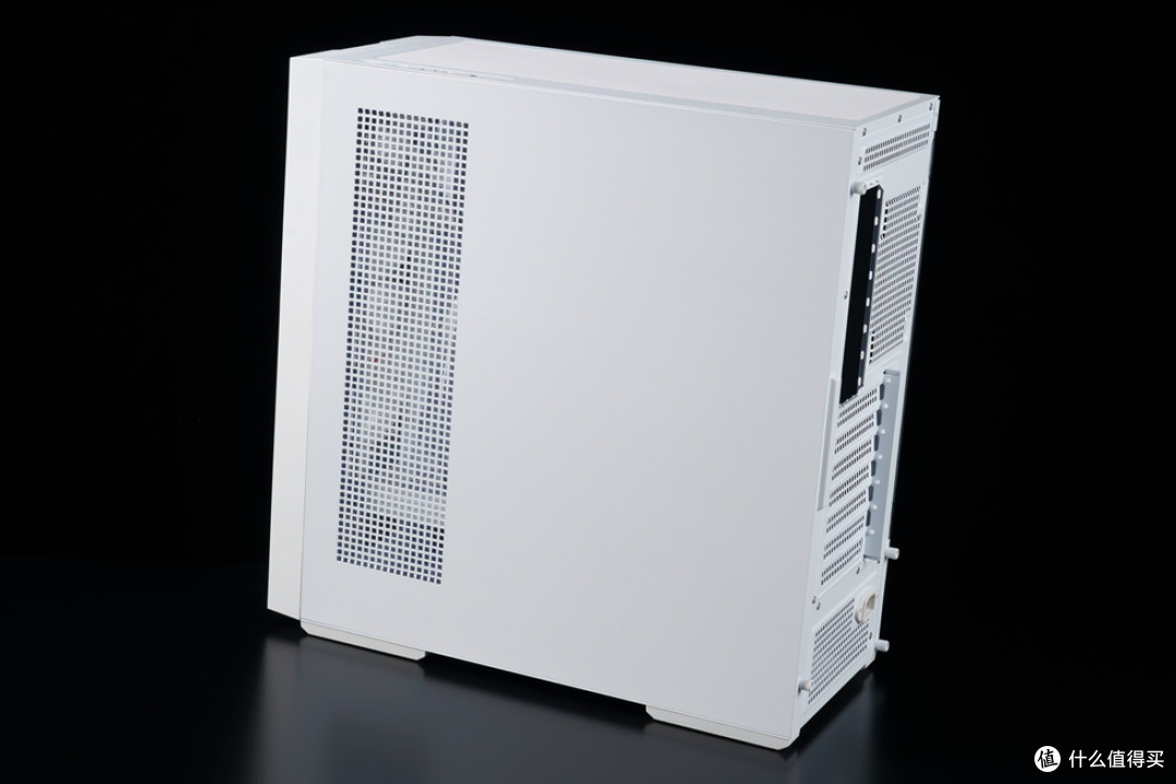 安耐美风屿K1+ROG STRIX X870-A 吹雪S+索泰 RTX 5070Ti 装机分享