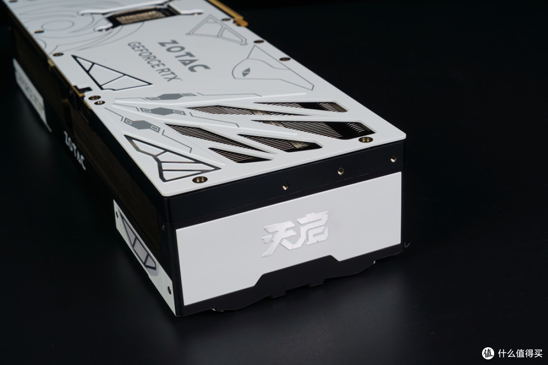 安耐美风屿K1+ROG STRIX X870-A 吹雪S+索泰 RTX 5070Ti 装机分享