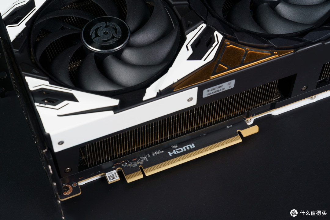 安耐美风屿K1+ROG STRIX X870-A 吹雪S+索泰 RTX 5070Ti 装机分享