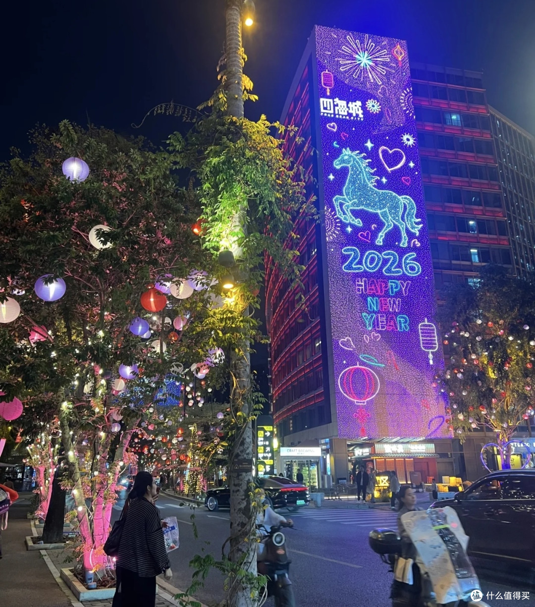广州四海城双旦街景美不胜收
