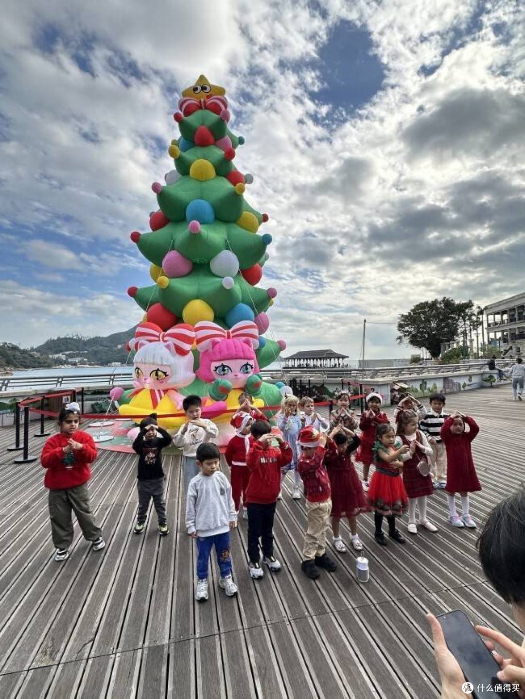 冬日赤柱星光汇亮灯仪式 Kii Mii猫妹唛闪耀登场 共迎佳节