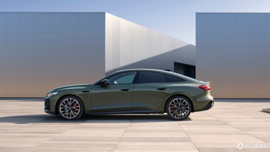 从原汁原味到原智原味！奥迪A5L Sportback：重塑豪华燃油新标准