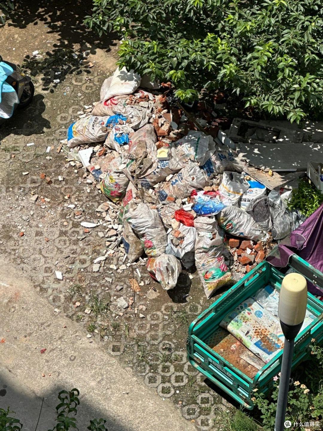 有一种痛苦叫买了“二手房”,不好住也不好卖,彻底沦为不动产