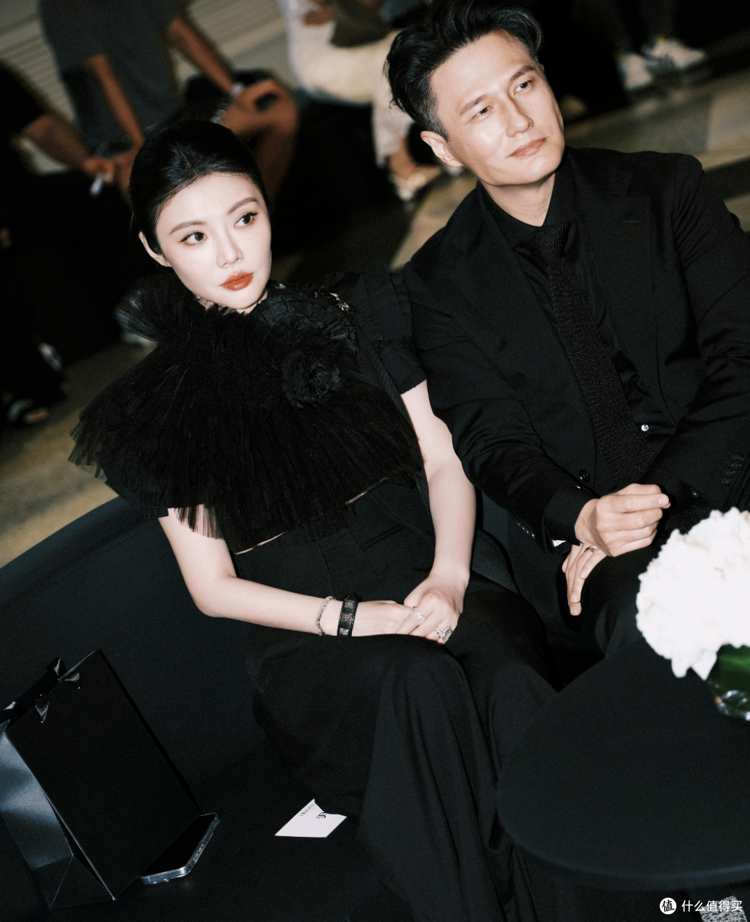大嫂徐冬冬和保镖尹子维大婚将至，这痞帅男人的穿搭里透着邪气？