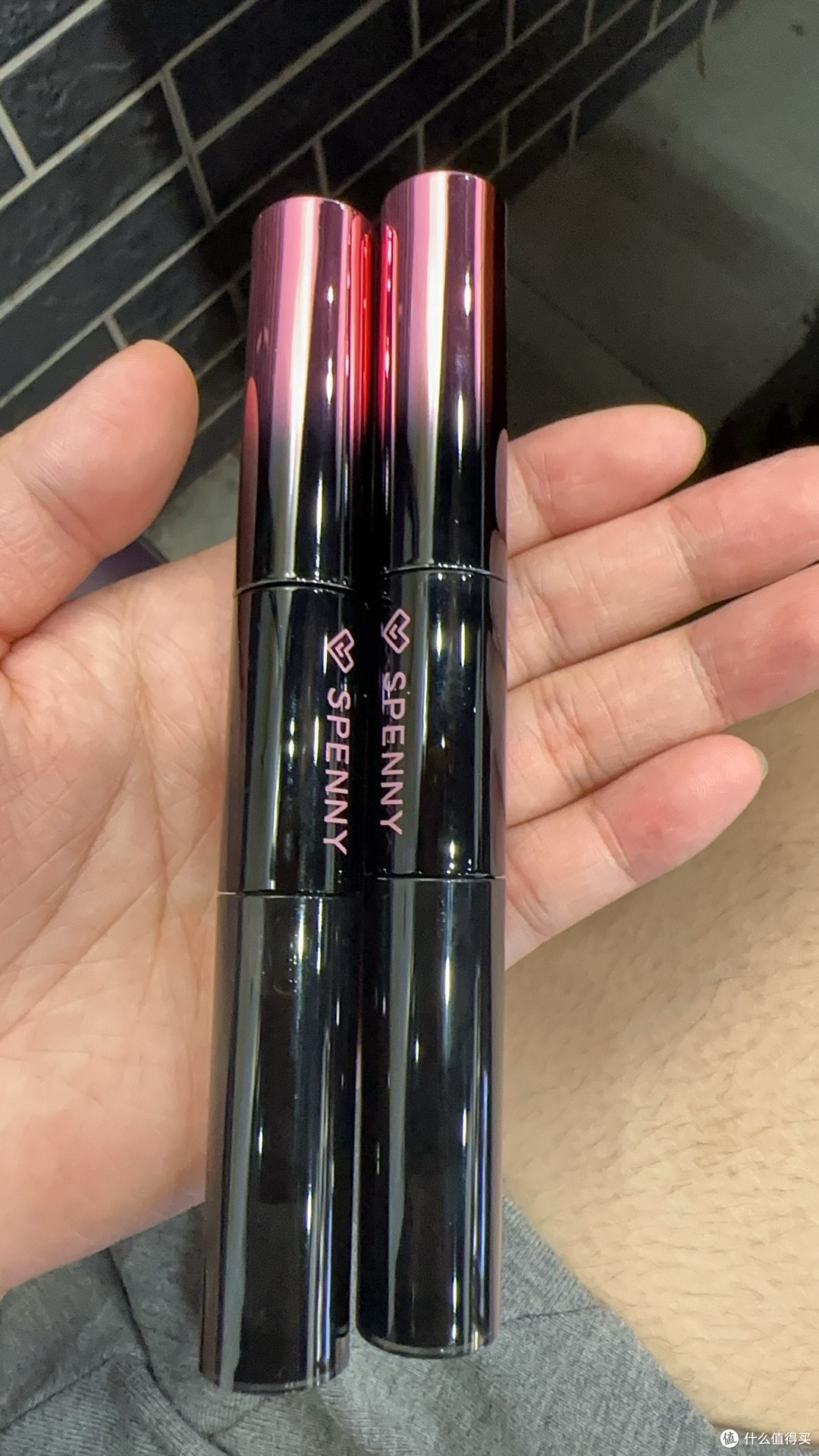 诗佩妮双头唇釉:性价比与多功能并存