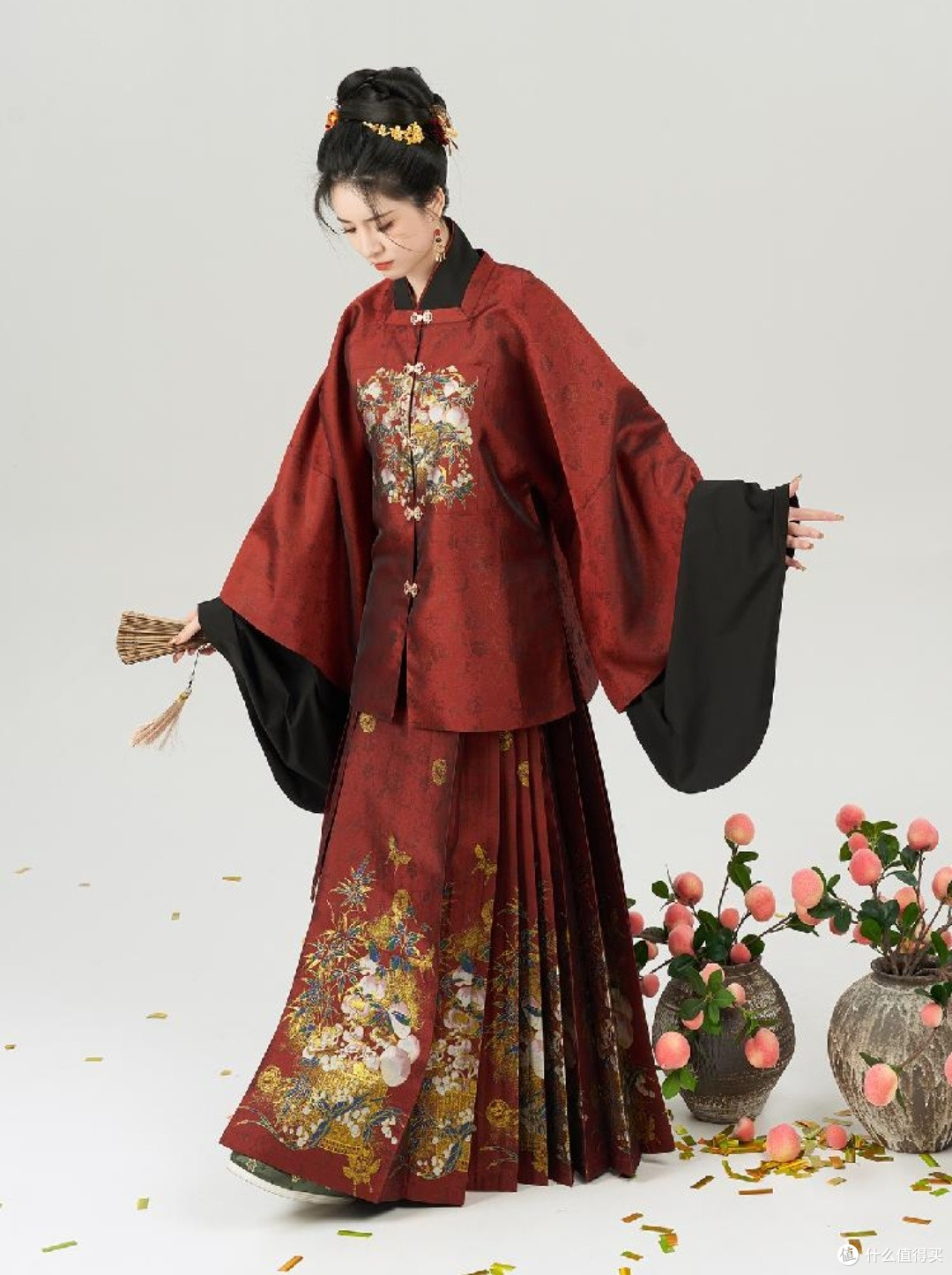 双旦国风出片王!织造司玉桃灵竹明制汉服 一眼心动