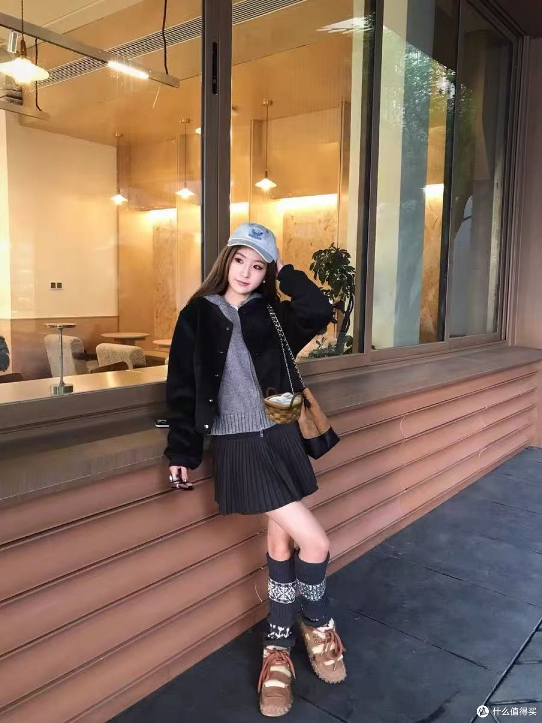 女士穿搭指南:简约风格