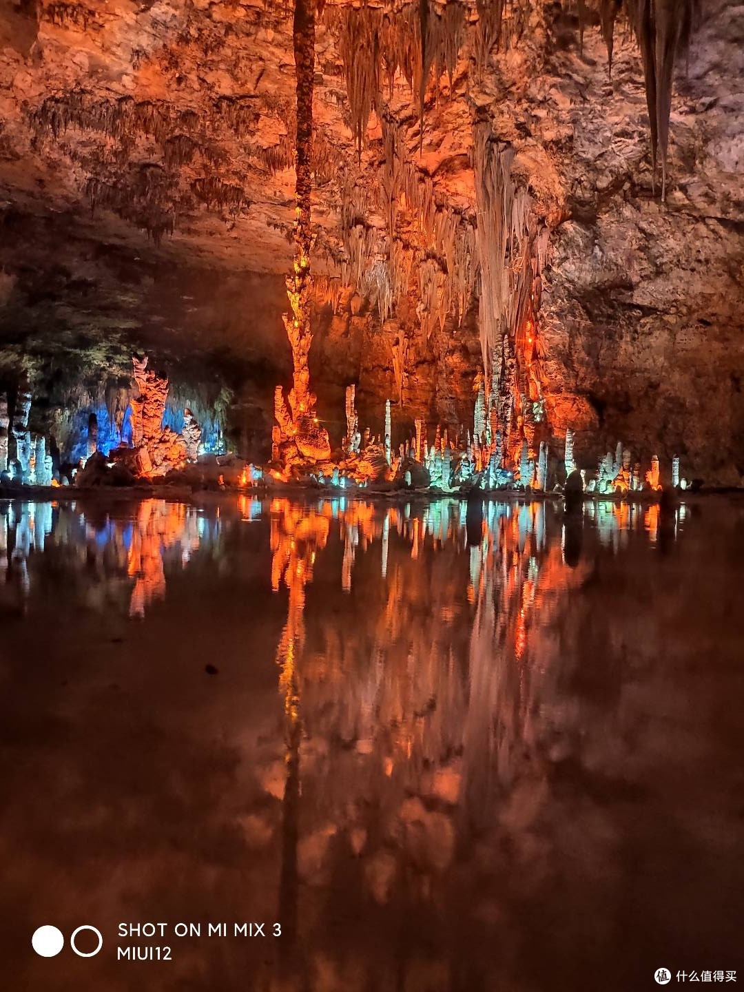 洞穴探险:神秘的地下世界